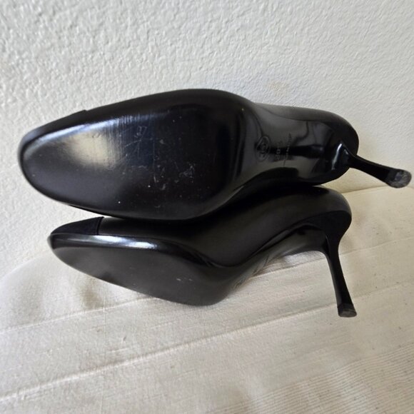 Vintage Chanel Pearl Cap Toe Velvet Stiletto Heels Pumps Black - Picture 10 of 16
